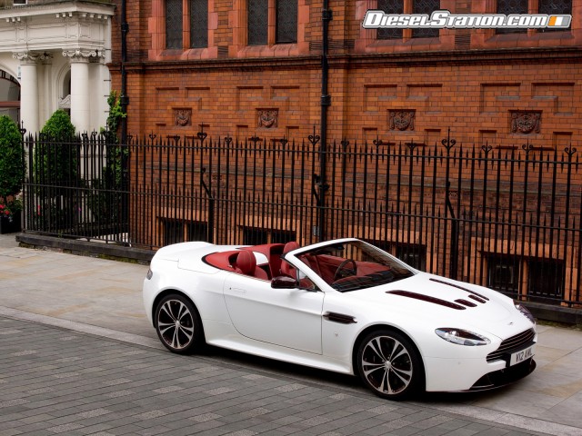 Aston Martin V12 Vantage Roadster 2013 Picture #28 Aston Martin V12 Vantage Roadster 2013 Picture #28